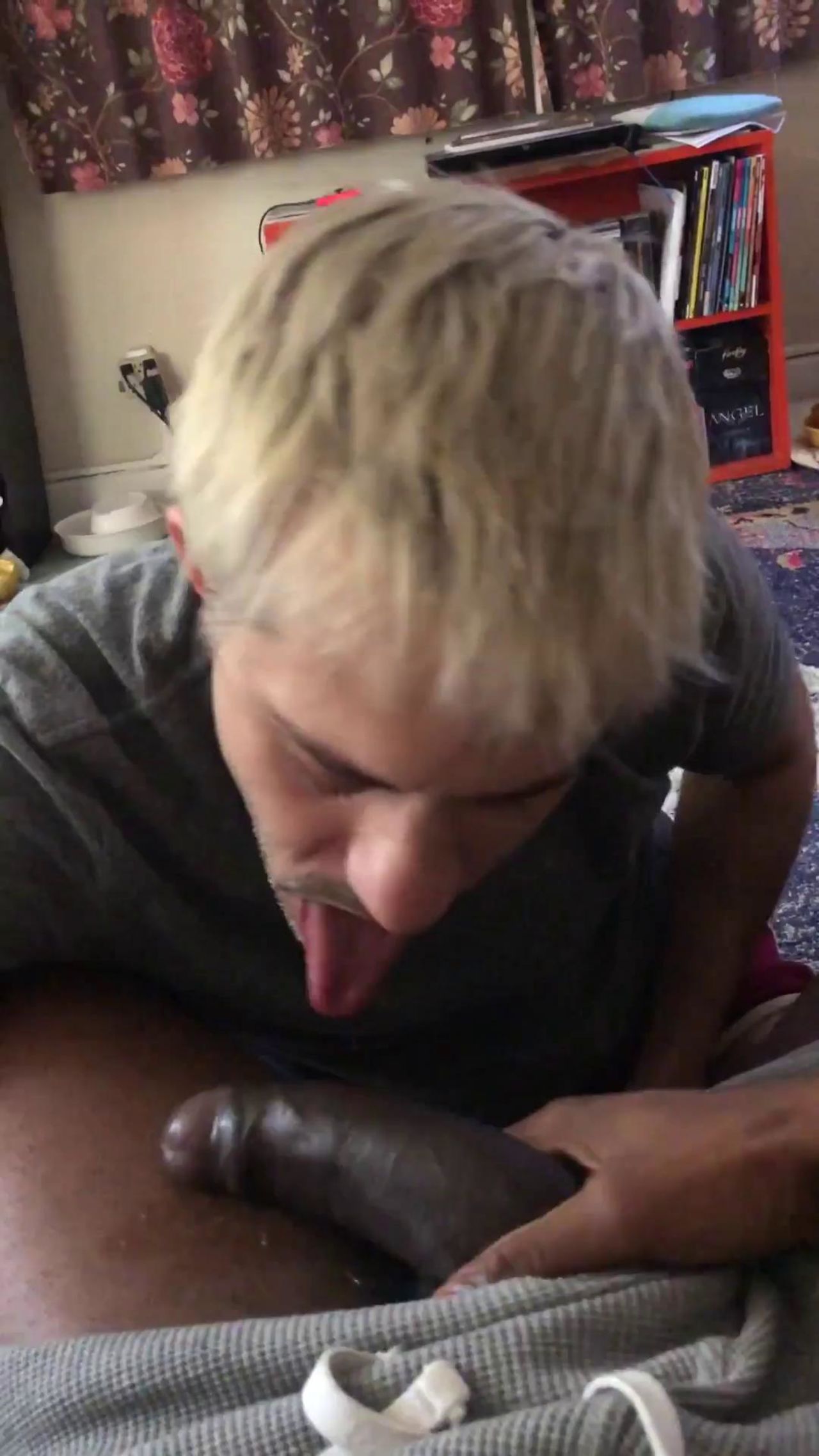 Bomb Blowjob From Sherman Maus