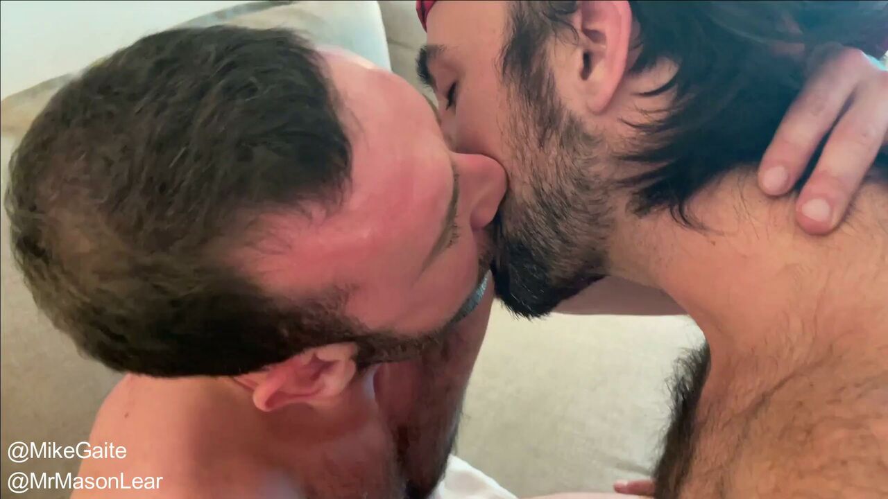 Mason Lear Gives Mike Gaite a Massive Load and Creampie