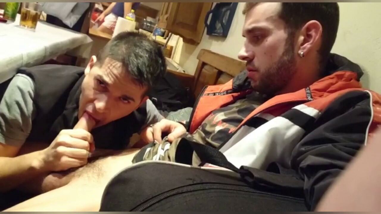 Alguien Dijo a Cenar?