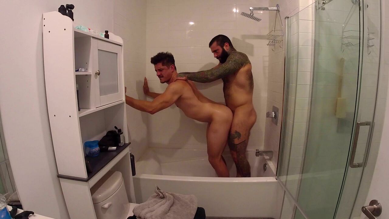Shower Sex with Markus Kage