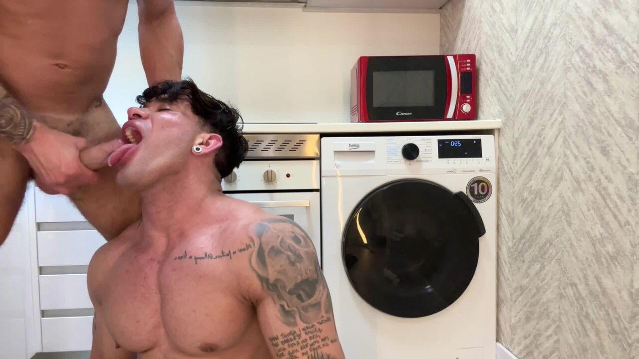 Allen King Fucking with Pietro Duarte