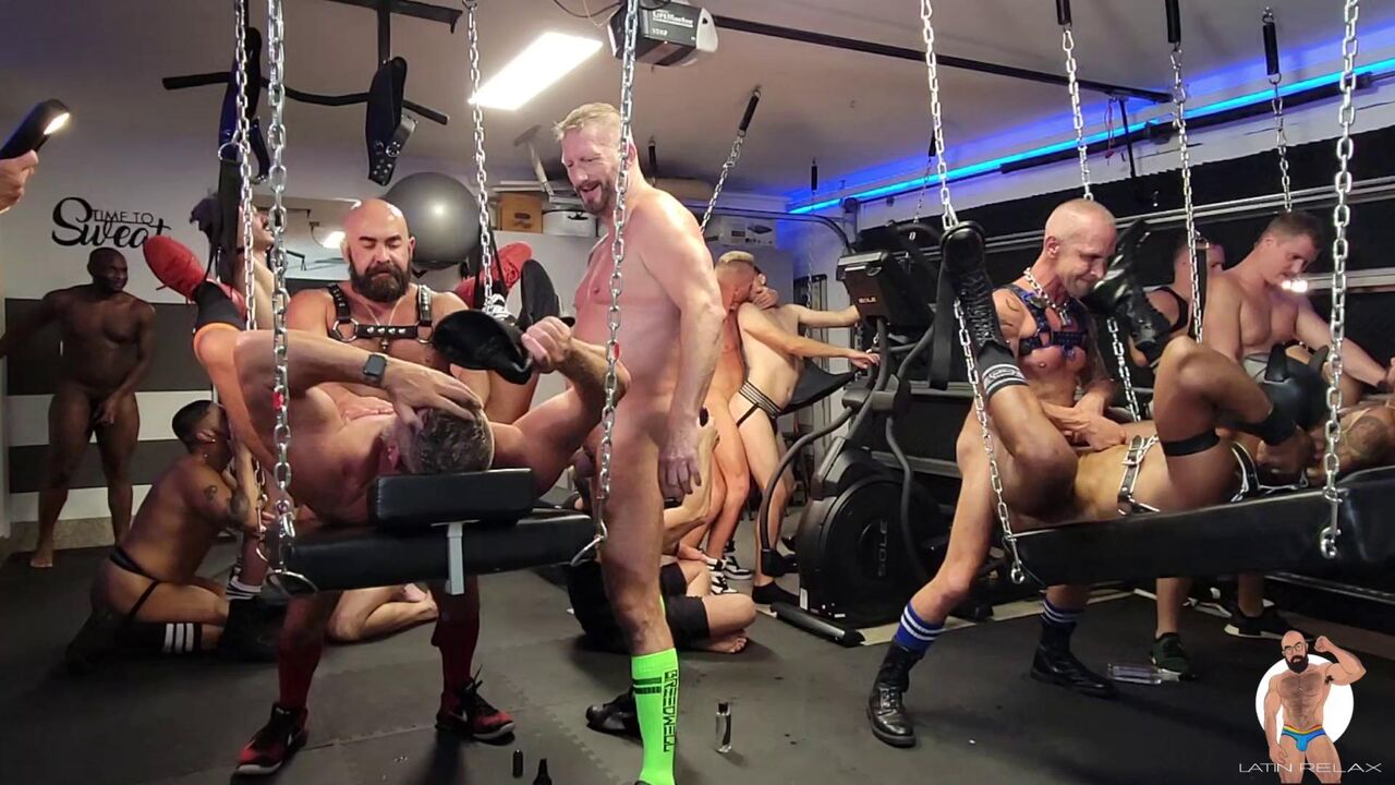 Sexy Sunday Orgy Part I